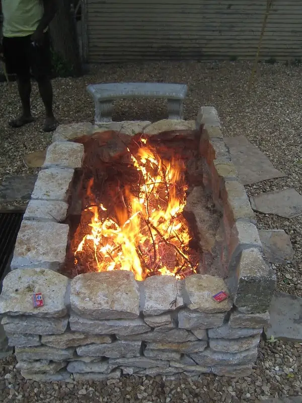 cinder block fire pit