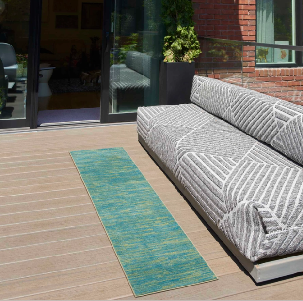 Best Outdoor Rugs for Porch & Patio Settings